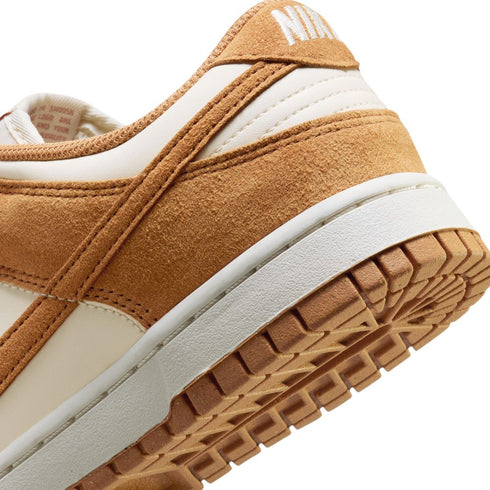 NIKE Dunk Low Womens Sneakers